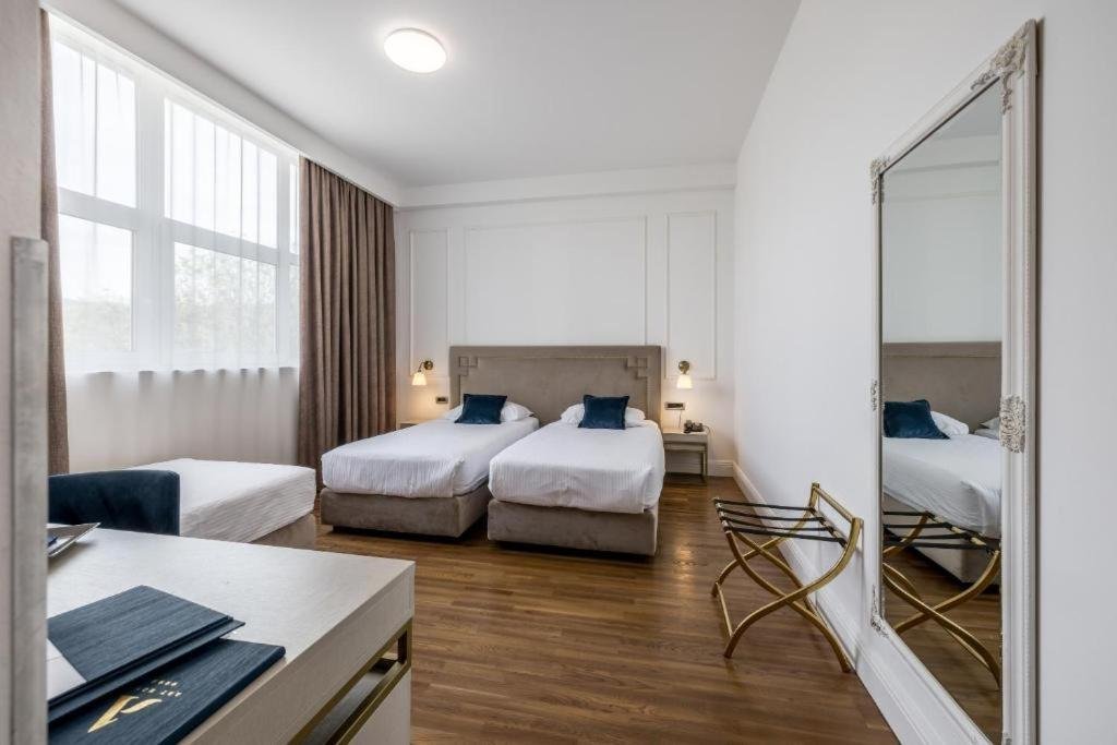 Triple Room Balcony